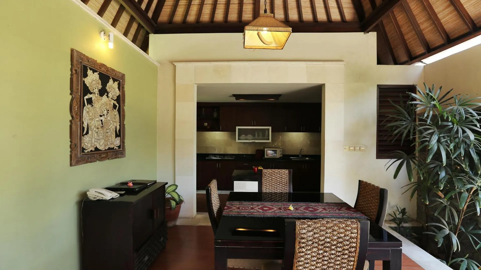 The Sanyas Suite Bali Seminyak  0*, Seminyak (Bali) Indonesia