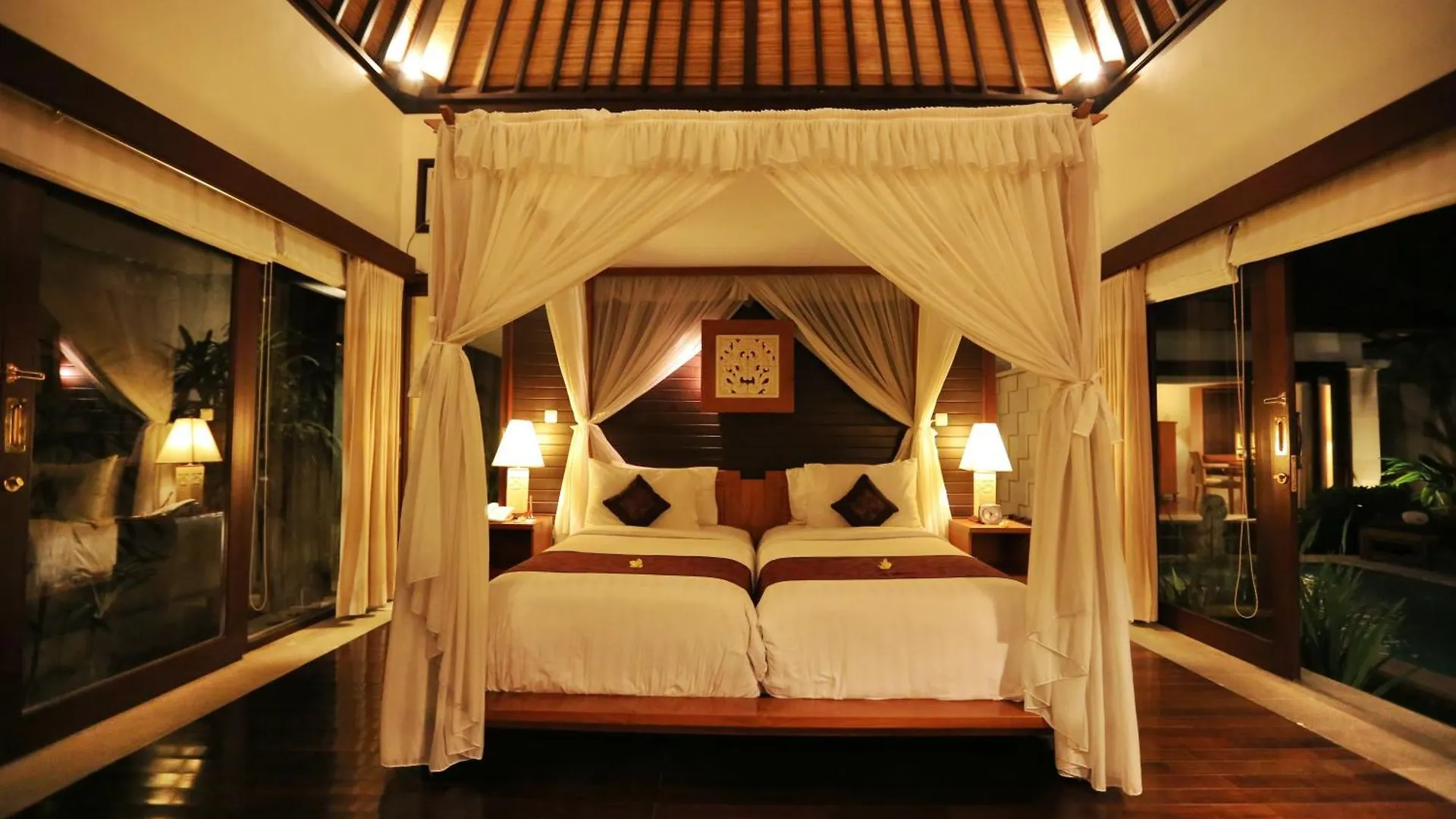 The Sanyas Suite Bali Seminyak  0*, Seminyak (Bali) Indonesia