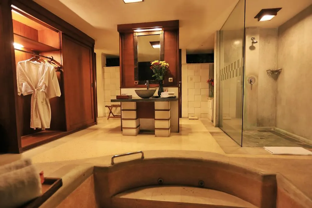 The Sanyas Suite Bali Seminyak  Seminyak (Bali)